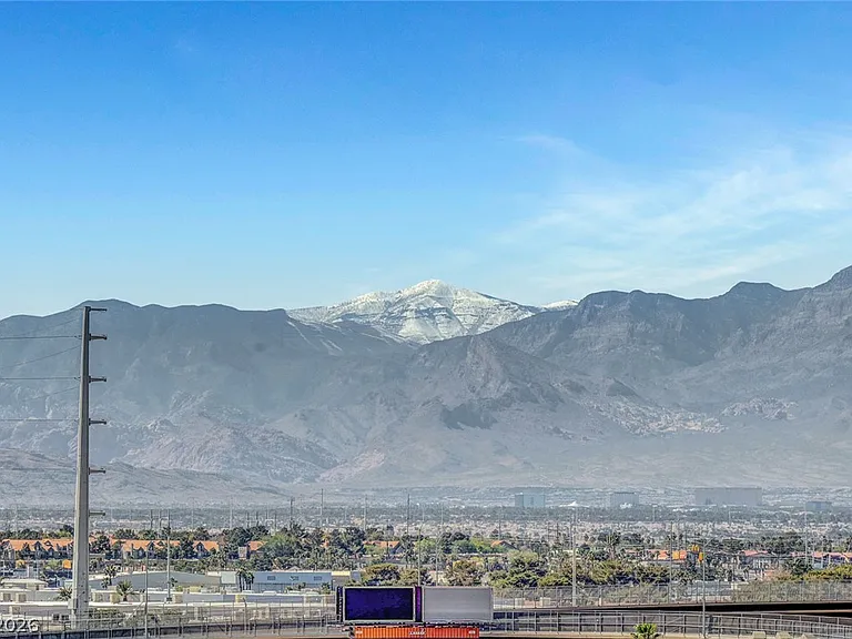 4575 Dean Martin Dr #602 — Photo 33