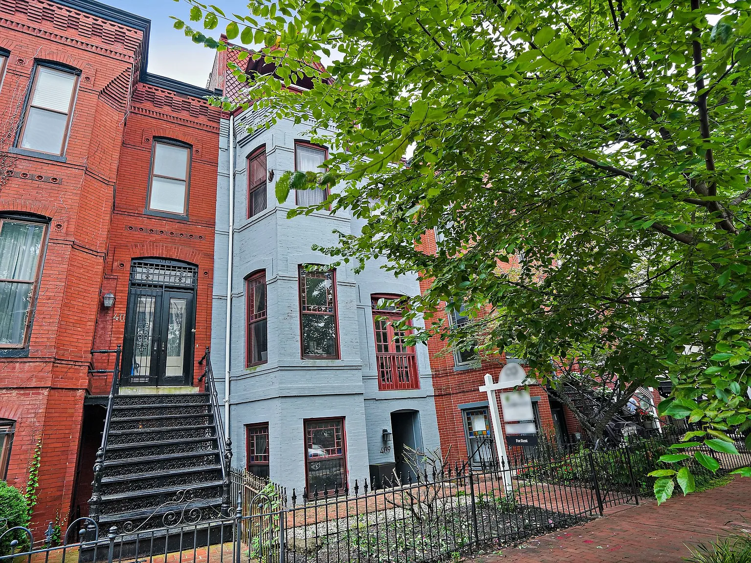 2 bed, 781 sqft, $3,500 — Photo 1