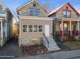 36 Raymo St, Albany, NY 12209