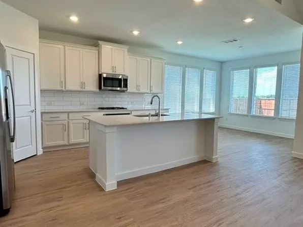 2220 Greenbelt Rd, Celina, TX 75009