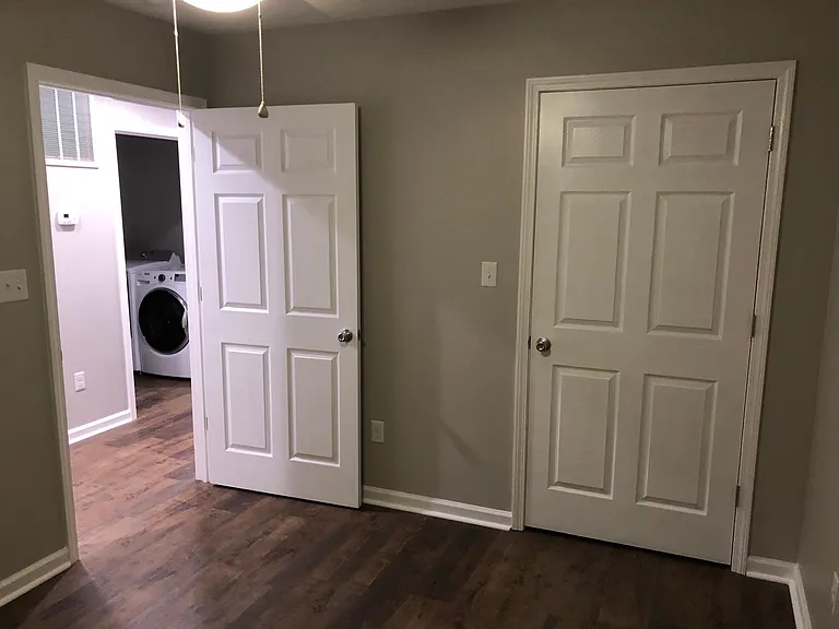 207 Rogers Ave — Photo 23