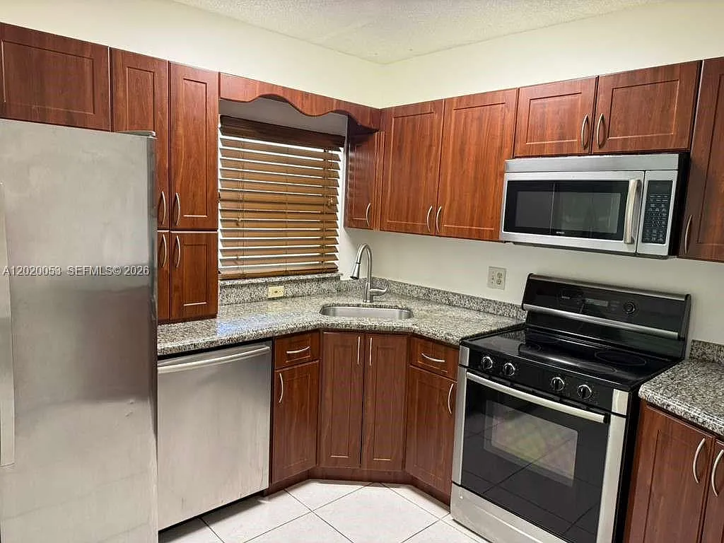 Building Photo - 4484 Carambola Cir S #27321