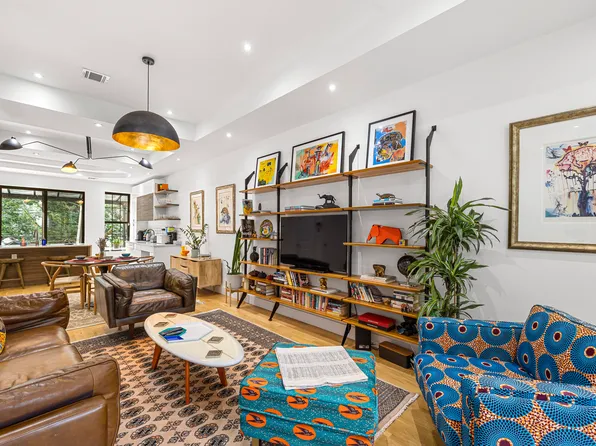 456 Bainbridge Street image 1 of 40