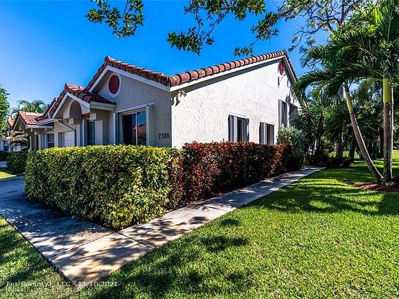 2nd image of 7388 Pinewalk Dr S #7388