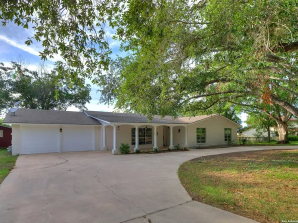 10795 S Foster Rd, San Antonio, TX 78223