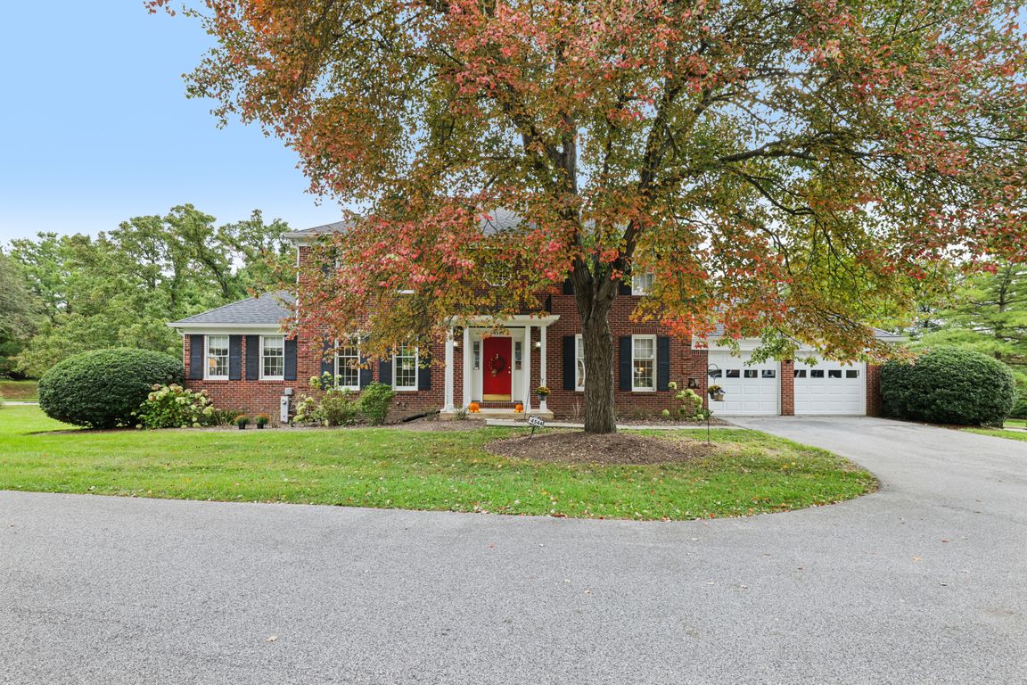 Stonecrest Dr-S0810-001.jpg