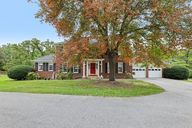 Stonecrest Dr-S0810-001.jpg