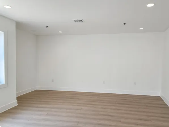 413-415 9th Street image 2 of 43