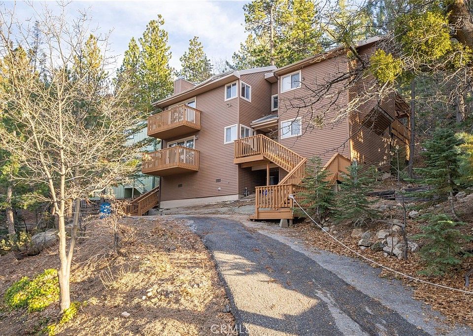 1st image of 32445 Fern Dr