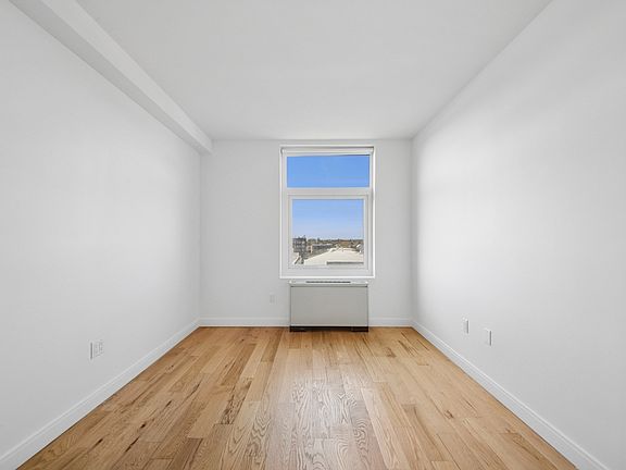 5th image of 1277 E 14th St APT 102A