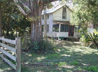 207 E Main St, Pomona Park, FL 32181