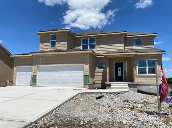 18970 W 193rd Ter, Spring Hill, KS 66083