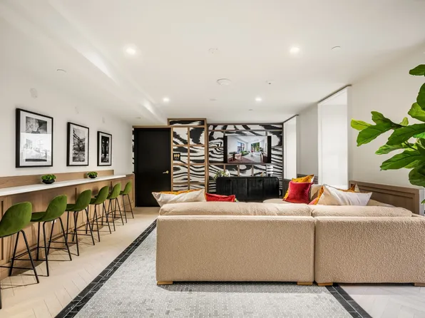 788 Willoughby Avenue image 19 of 22