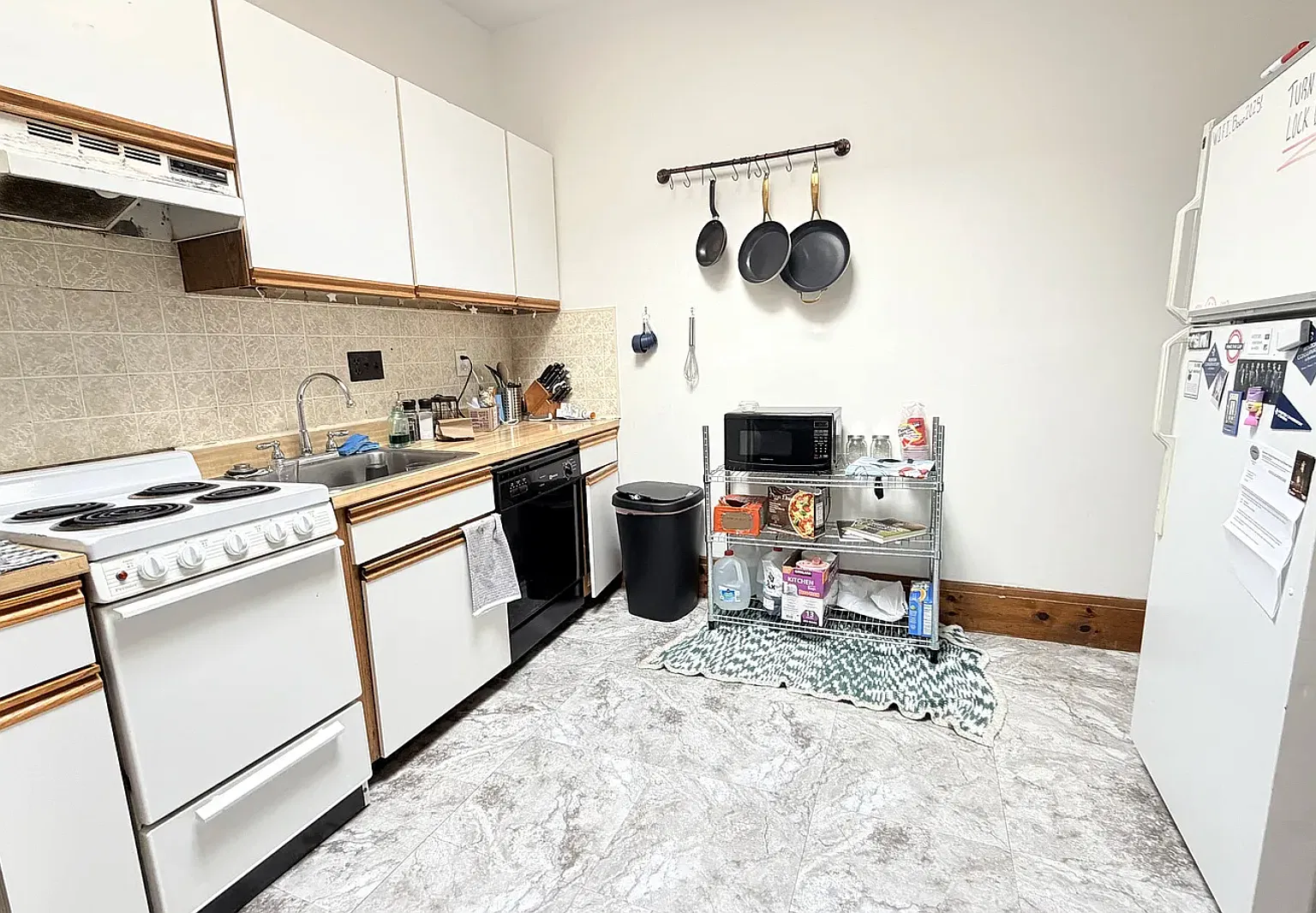 17 Aberdeen St — Photo 3