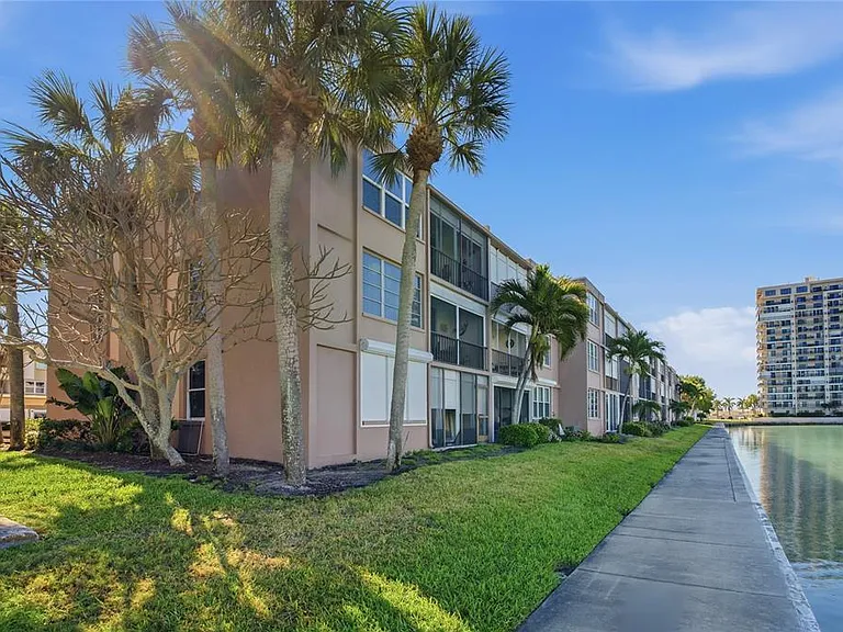 7540 Bay Island Dr S #251 — Photo 43