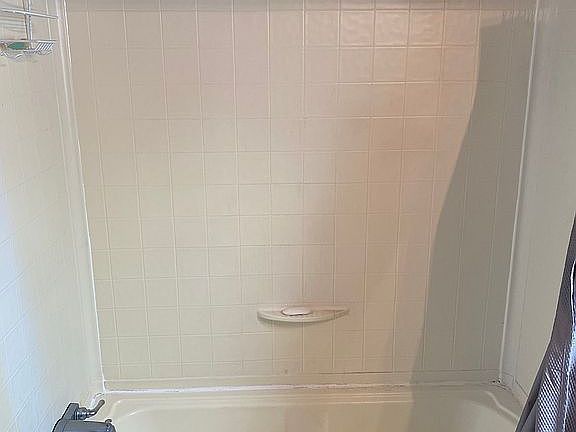 5th image of 1800 Wolverine Dr