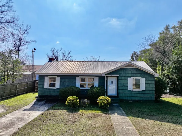 131 Fairview Cir, Jackson, AL 36545