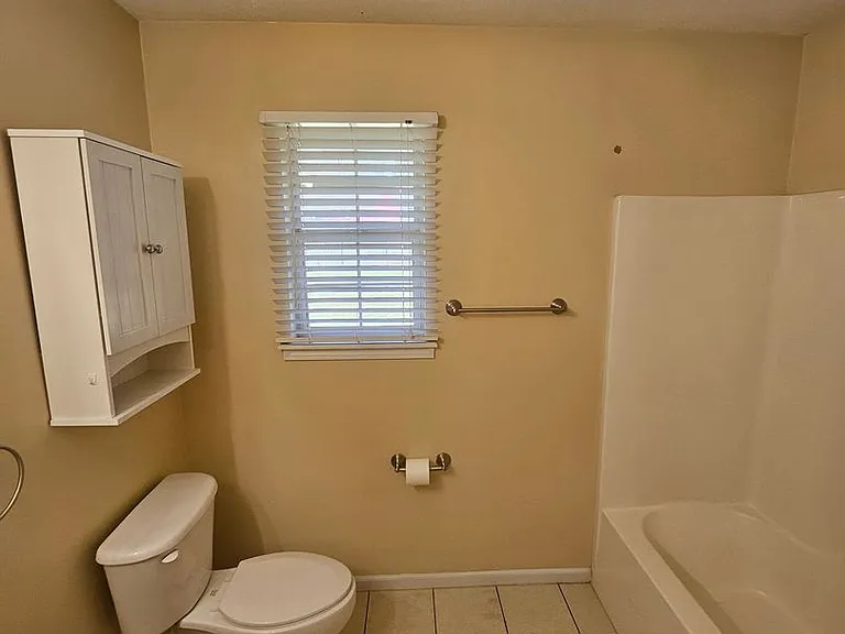 2018 Hickory Dr — Photo 19