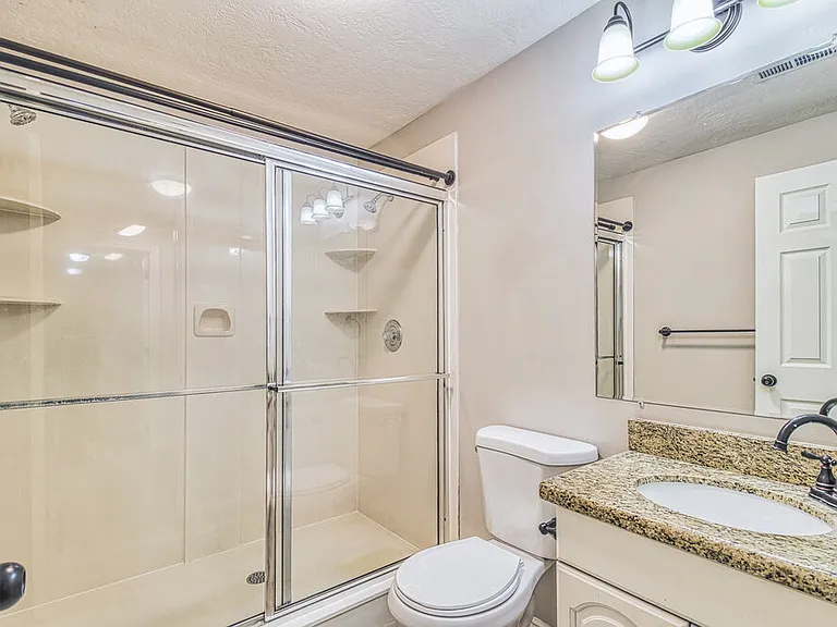 8457 S 935 E — Photo 17