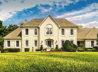 101 Paddock Dr, Columbus, NJ 08022