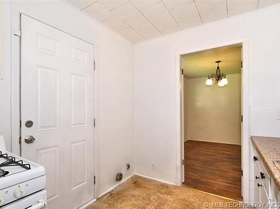 3rd image of 1120 S Wood Ave