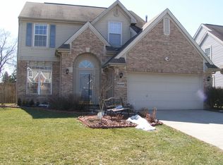 2330 Polo Park Dr, Dayton, OH 45439