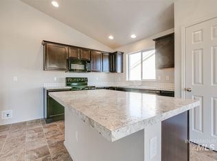 1776 S Sahara Dr, Kuna, ID 83634