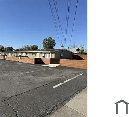 Building Photo 4