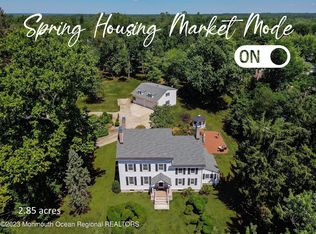 42 Gordons Corner Rd, Manalapan, NJ 07726