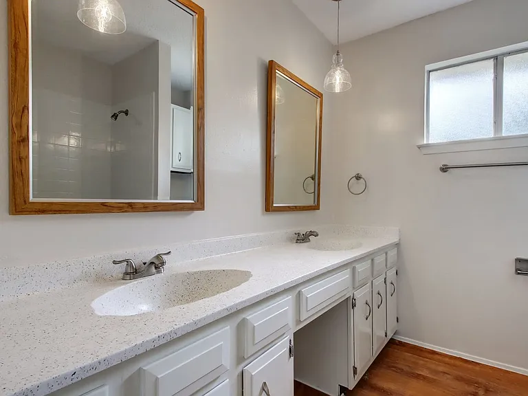 13185 Mill Stone Dr — Photo 21