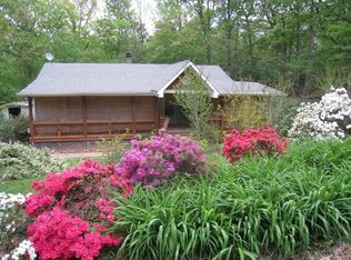 5535 Edgemont Dr, Alexandria, VA 22310