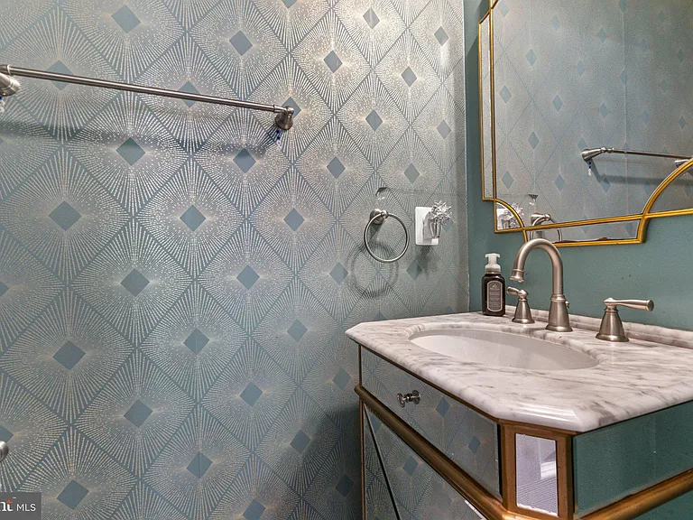 4900 Quixote Ct — Photo 8