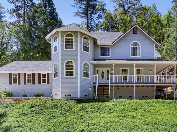 19407 Tiger Tail Rd, Grass Valley, CA 95949