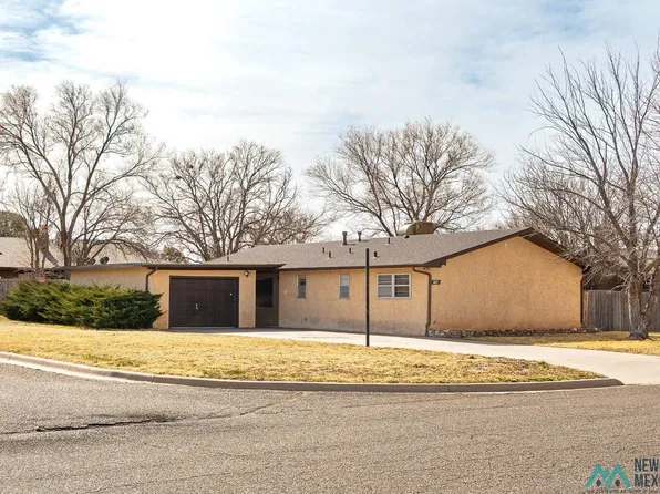 1617 Belvoir Cir, Clovis, NM 88101