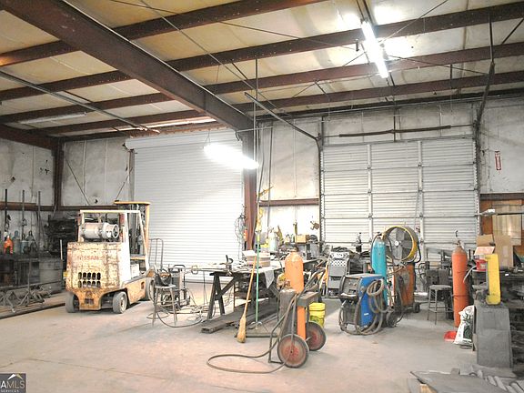 5th image of 908 Harris Industrial Blvd