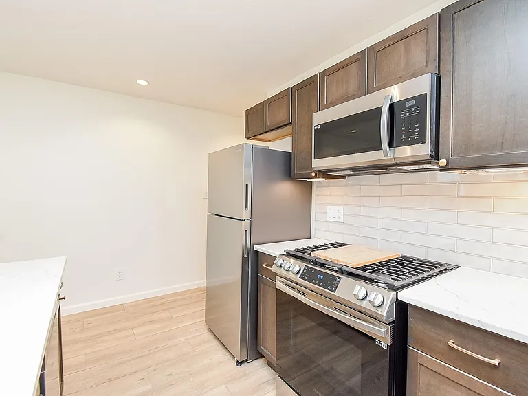 2509 Terry St #B — Photo 5