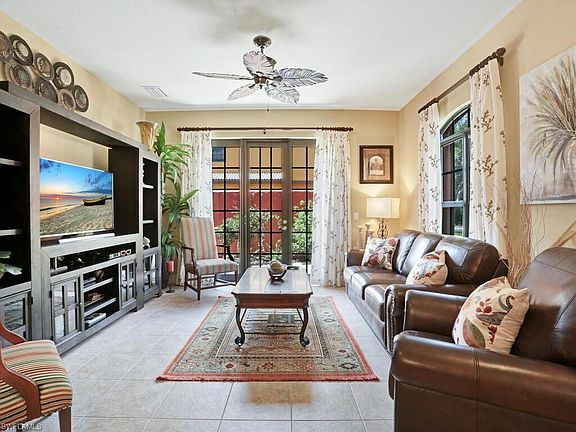 4th image of 9158 Chula Vista St #13401