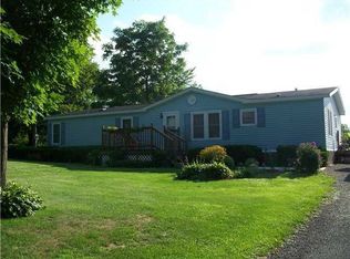 5 Vine St, Dundee, NY 14837