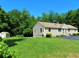38 Smith Rd, Windham, ME 04062