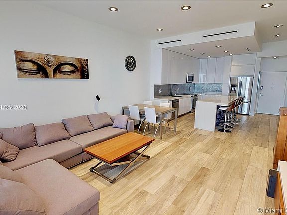 4th image of 3725 S Ocean Dr #Penthouse 14