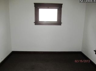 2009 Spring Rd, Cleveland, OH 44109