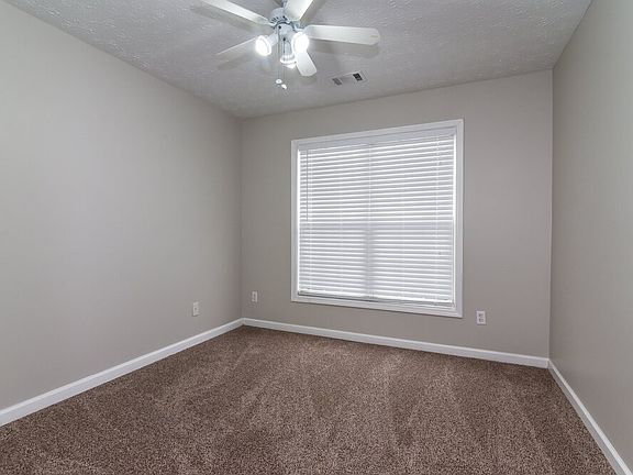 3rd image of 1129 Olde Hinge Way