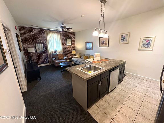 5th image of 228 Yazoo Ave #B