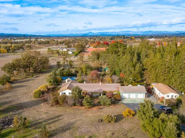 5625 Occidental Road, Santa Rosa, CA 95401