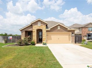 201 Stoeger Dr, New Braunfels, TX 78130
