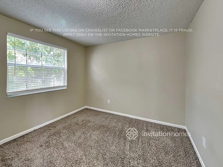 12684 SW 144th Ter — Photo 13