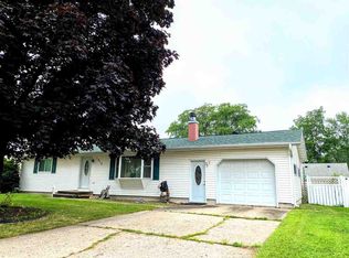 1317 S 5th St, Prairie Du Chien, WI 53821