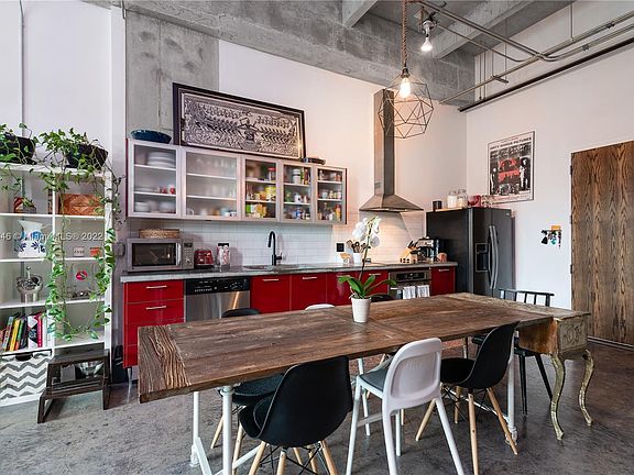 Kitchen/Dining