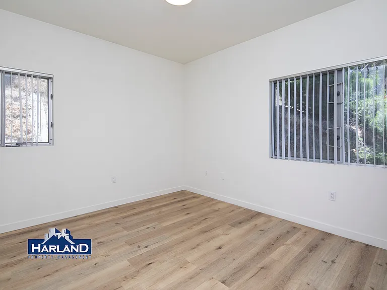3333 Reynard Way #16 — Photo 11