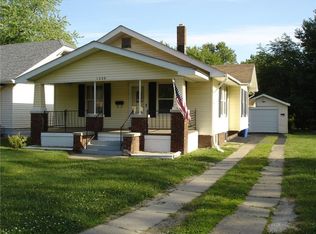 1268 E Cantrell St, Decatur, IL 62521